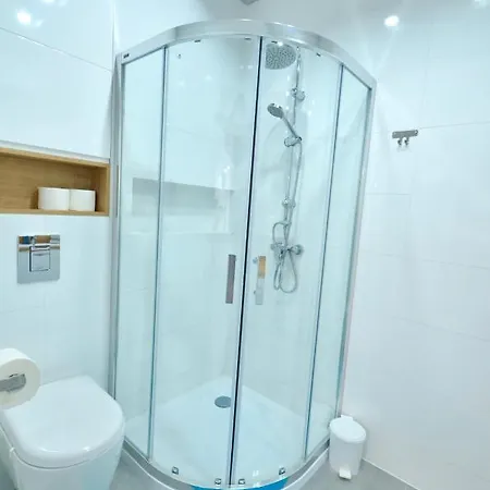 Center Ilumino Hotel Lodz