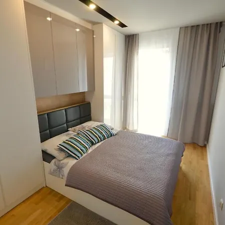 فندق Center Ilumino *