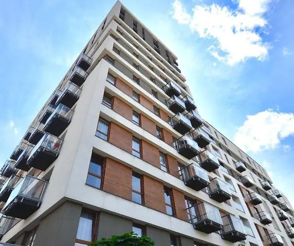 Center Ilumino فندق